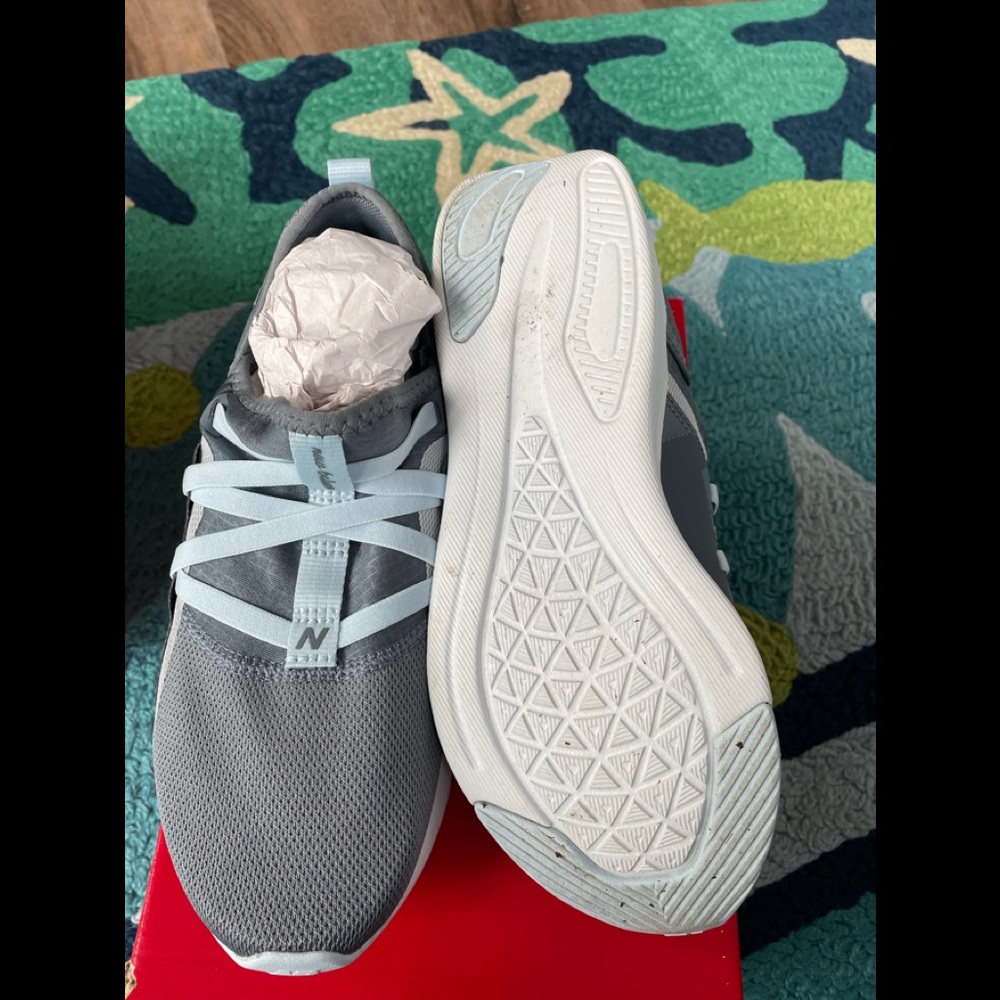 New balance Slip Tennis Shoes